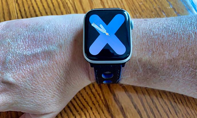 Apple Watch X скоріше за все не отримає плоский дисплей