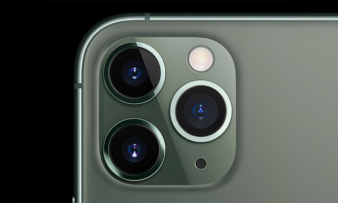 Причини чому деякі iPhone мають 3 камери