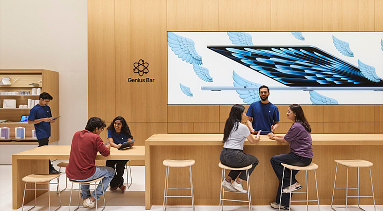 Apple тестує функцію Live Notes для розшифрування розмов у Genius Bar