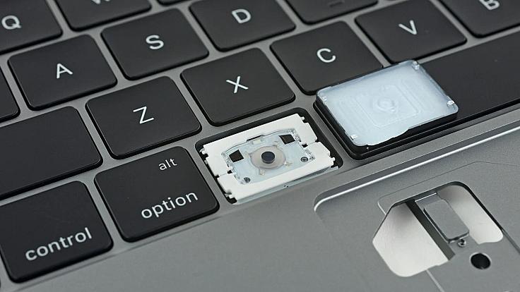 Власникам MacBook з клавіатурою-метеликом надходять виплати компенсації